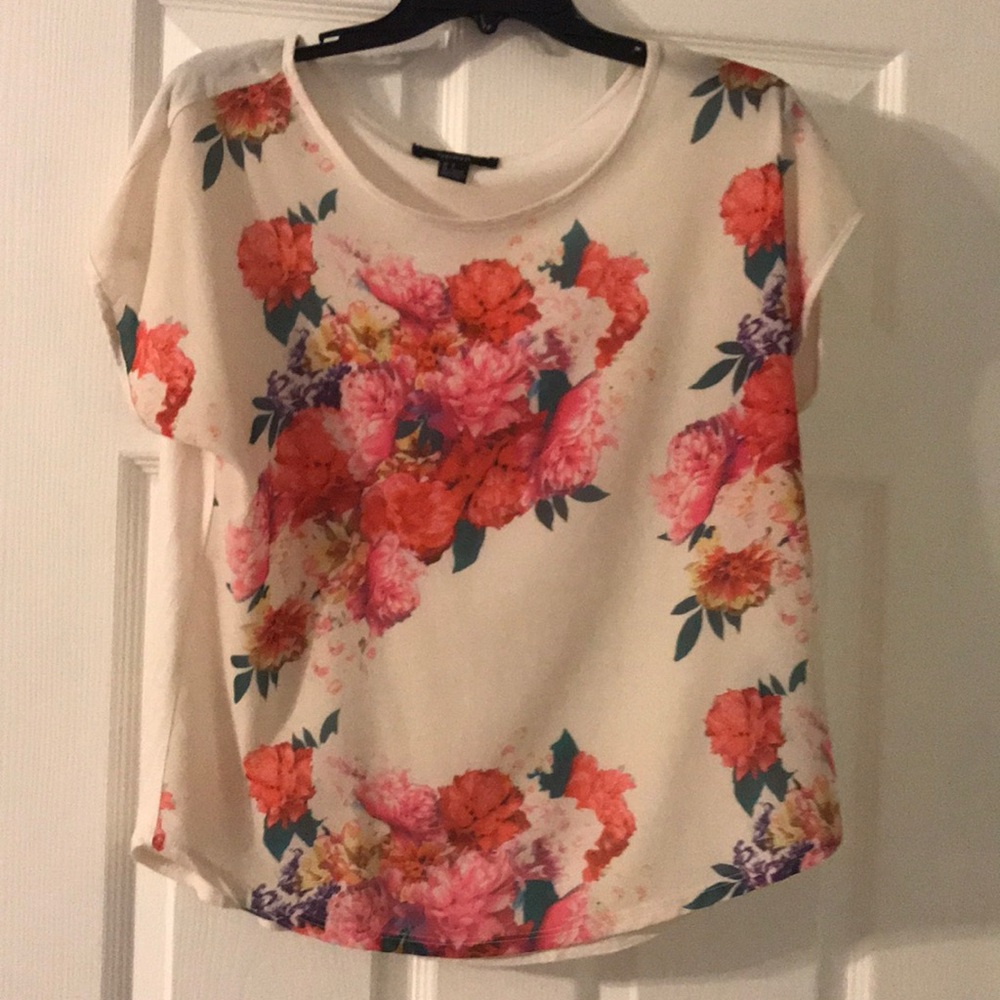 Forever 21 small floral top